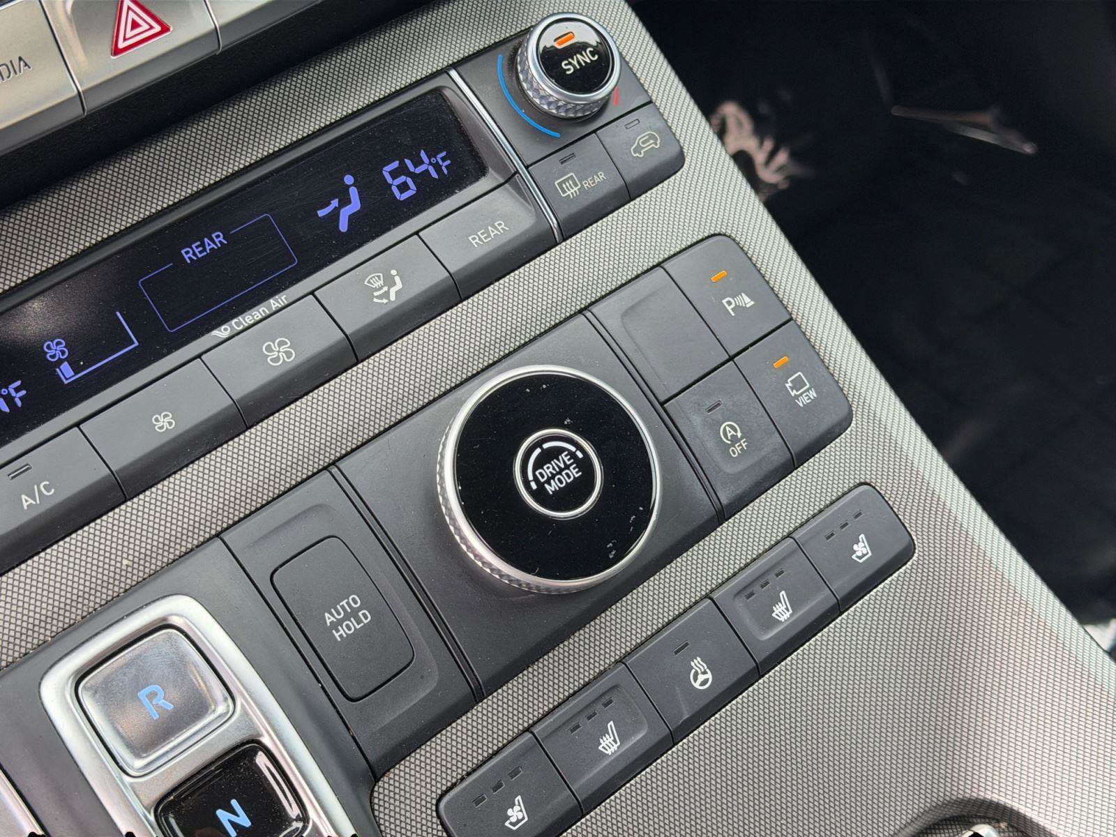 Used 2021 Hyundai Palisade Limited image 30