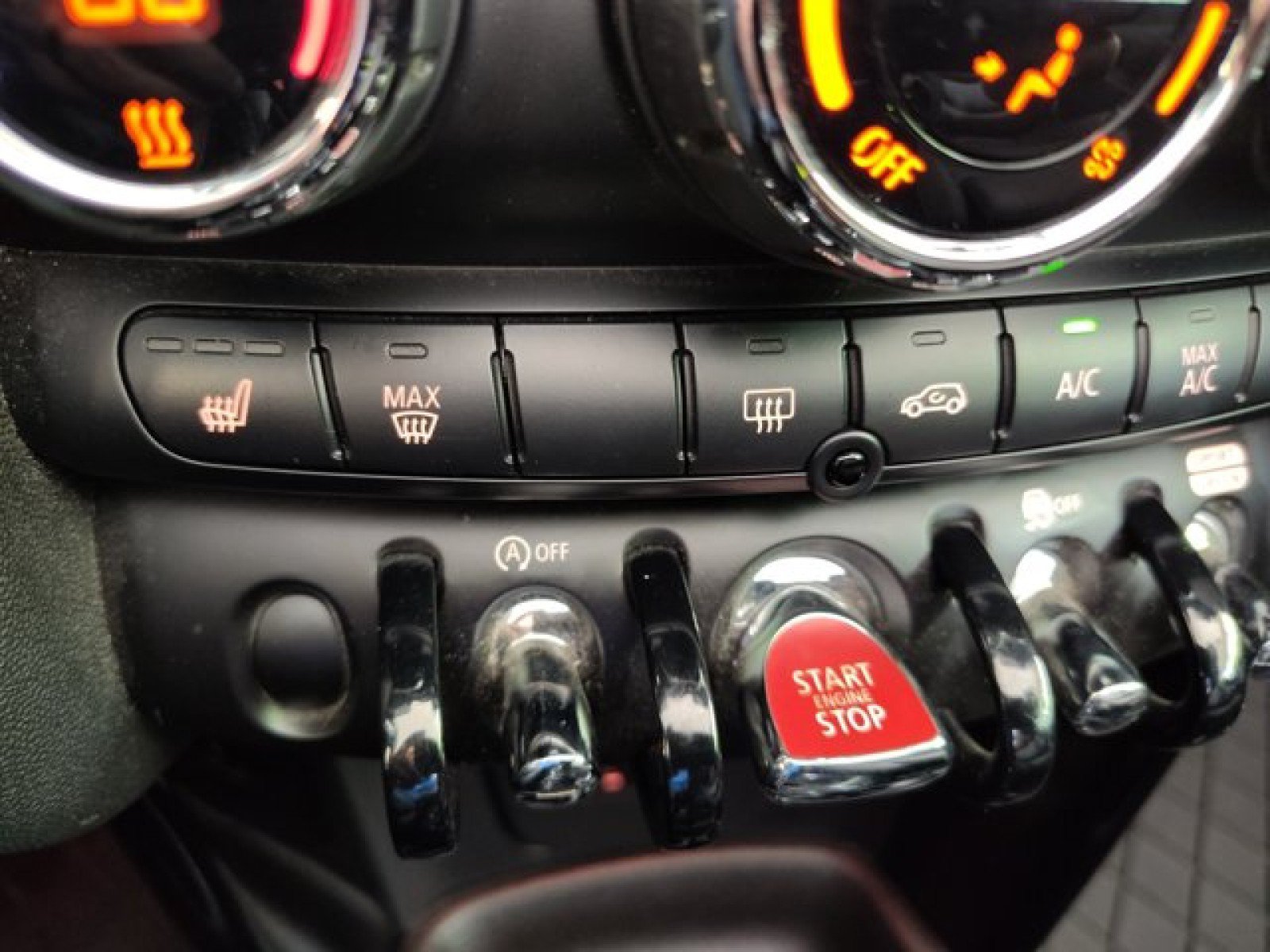 Used 2019 MINI Cooper S w/ Premium Package FWD image 25