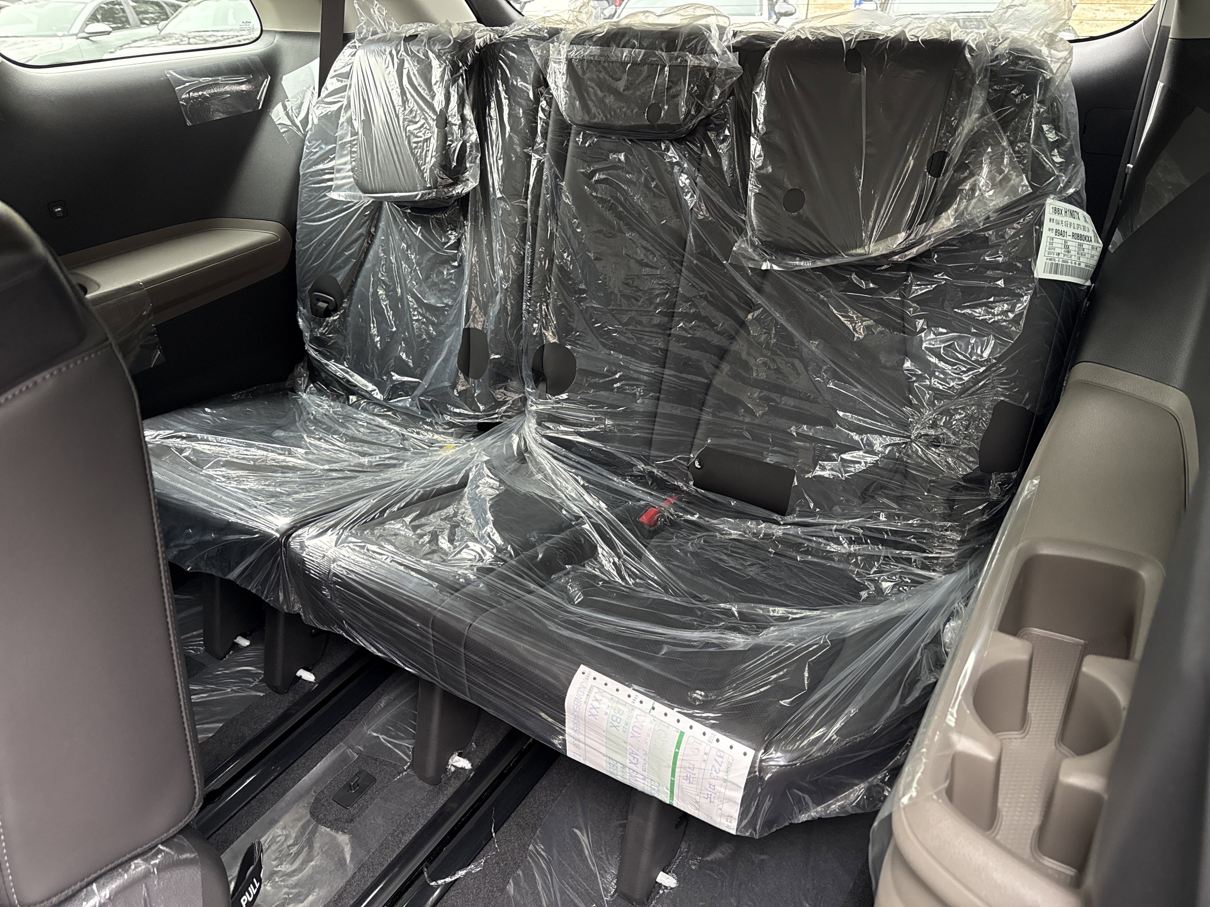 New 2025 Kia Carnival image 20