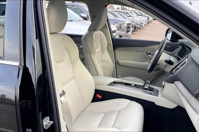 Used 2024 Volvo XC90 B6 Plus w/ Protection Package Premier image 7