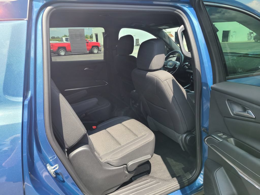 Used 2024 Chevrolet Traverse LT FWD image 19