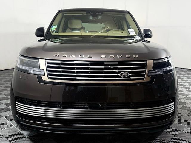 New 2026 Land Rover Range Rover SV AWD/4WD image 11