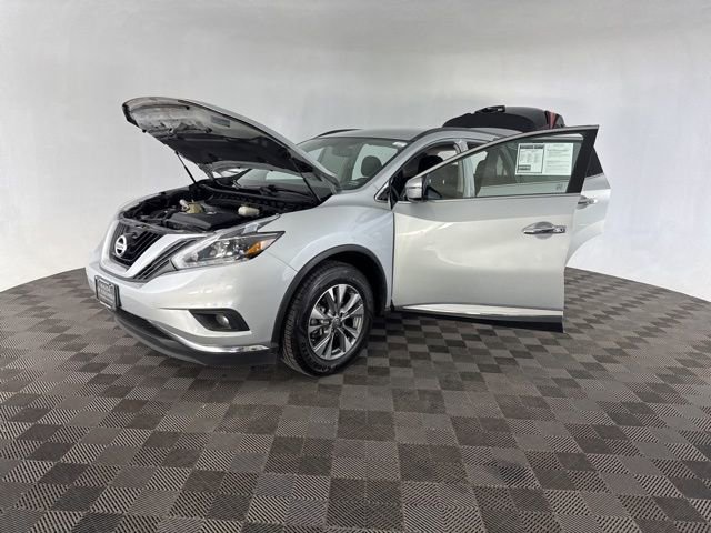 Used 2018 Nissan Murano SV image 10