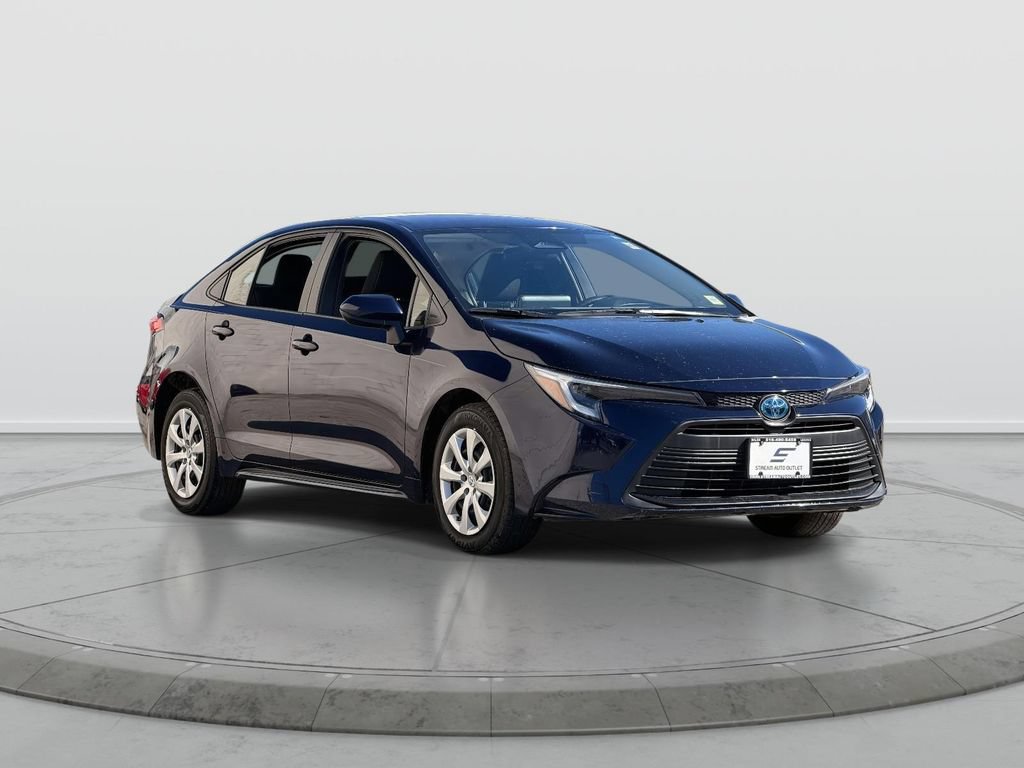 Used 2023 Toyota Corolla LE