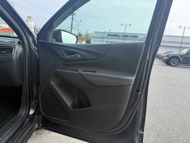 Used 2022 Chevrolet Equinox RS w/ LPO, Floor Liner Package image 47