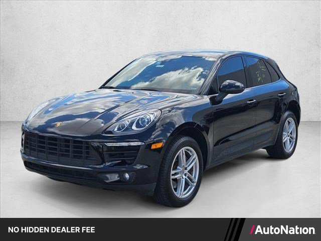 Used 2018 Porsche Macan AWD/4WD image 1