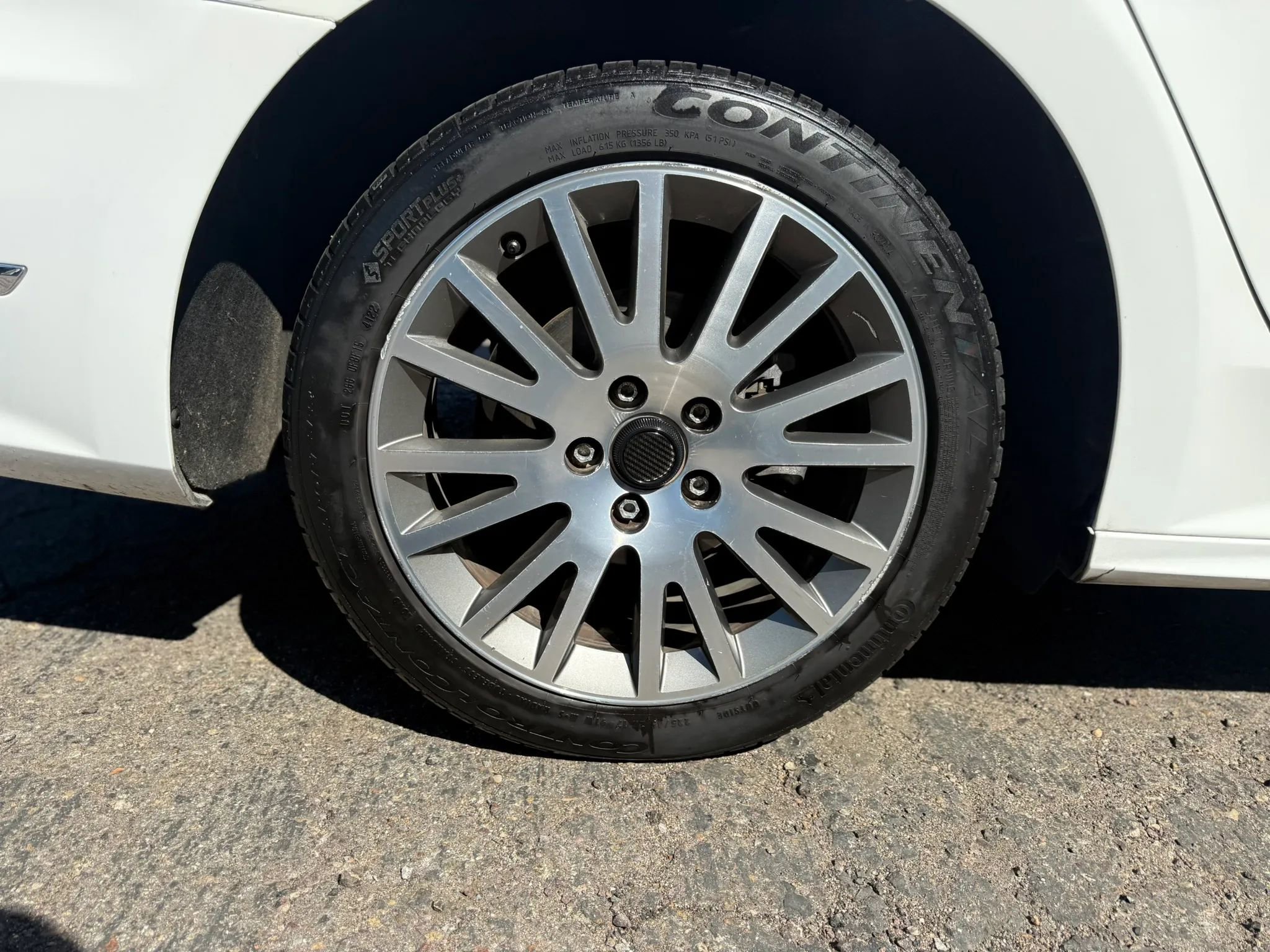 Used 2017 Volkswagen Passat 1.8T R-Line image 20