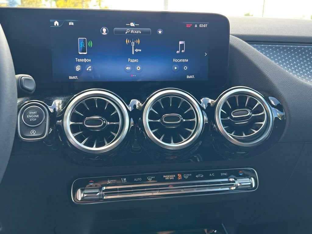 Used 2025 Mercedes-Benz GLA 250 4MATIC image 22