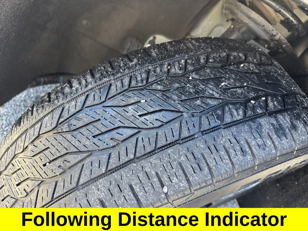 Used 2021 Chevrolet Traverse LT w/ LT Premium Package image 29