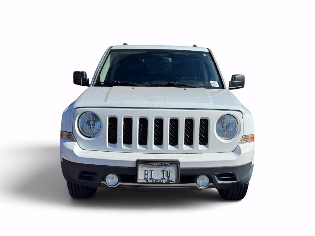 Used 2016 Jeep Patriot High Altitude FWD image 22