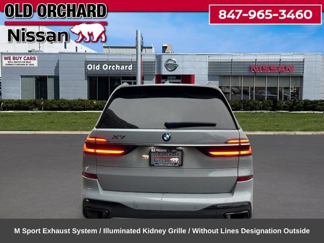 Used 2023 BMW X7 xDrive40i w/ M Sport Package AWD/4WD image 8