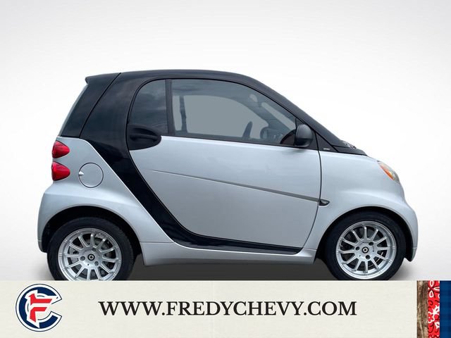 Used 2011 smart fortwo passion RWD image 7