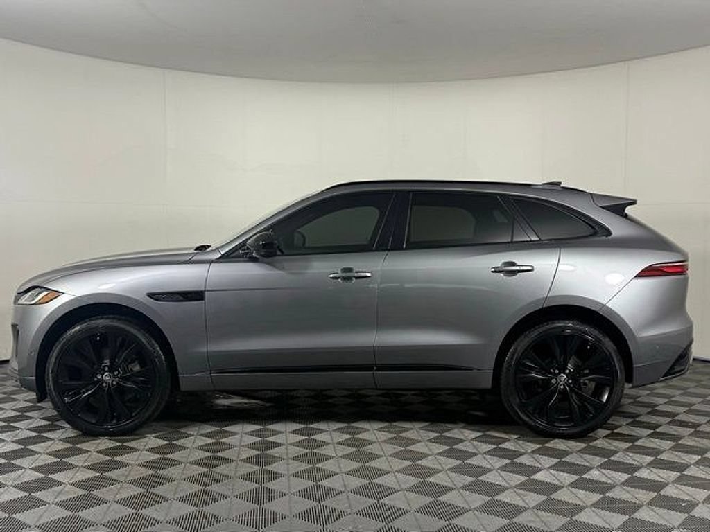 New 2026 Jaguar F-PACE R-Dynamic S AWD/4WD image 3