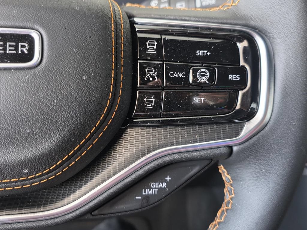 New 2026 Jeep Grand Wagoneer L Summit AWD/4WD image 46