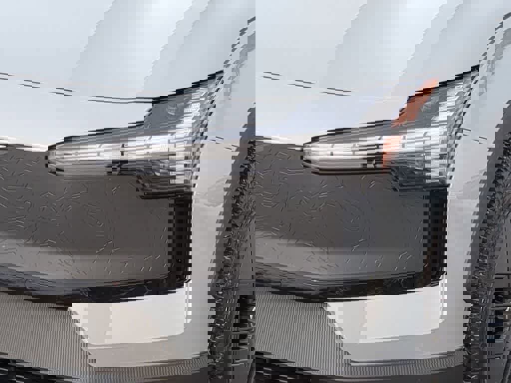 Certified 2026 Volvo EX30 Cross Country Ultra w/ Protection Package Premier image 10