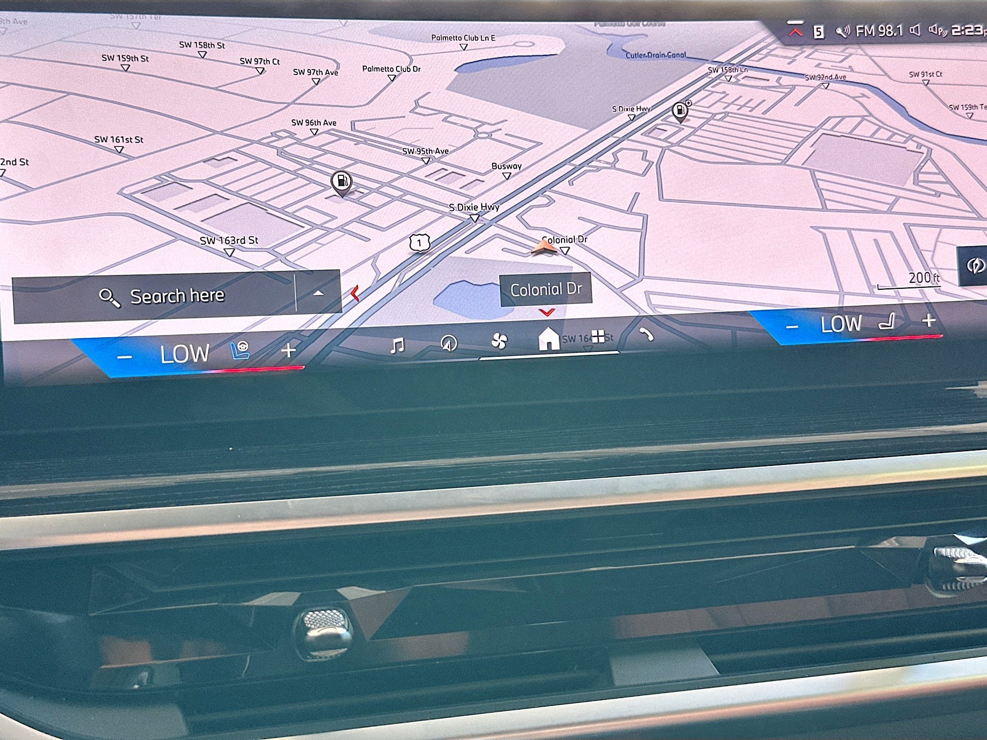 Used 2025 BMW X7 M60i image 13