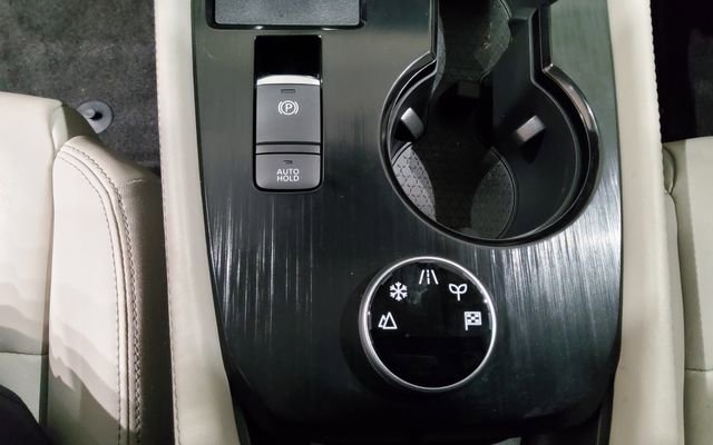 Used 2023 Nissan Rogue SL image 27