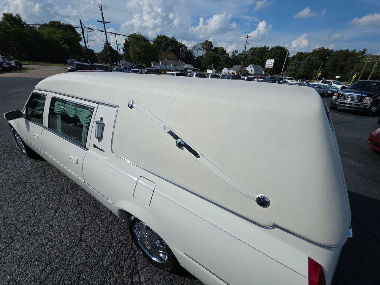 Used 2008 Cadillac DTS Hearse FWD image 27
