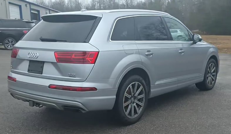 Used 2018 Audi Q7 3.0T Premium Plus AWD/4WD image 10