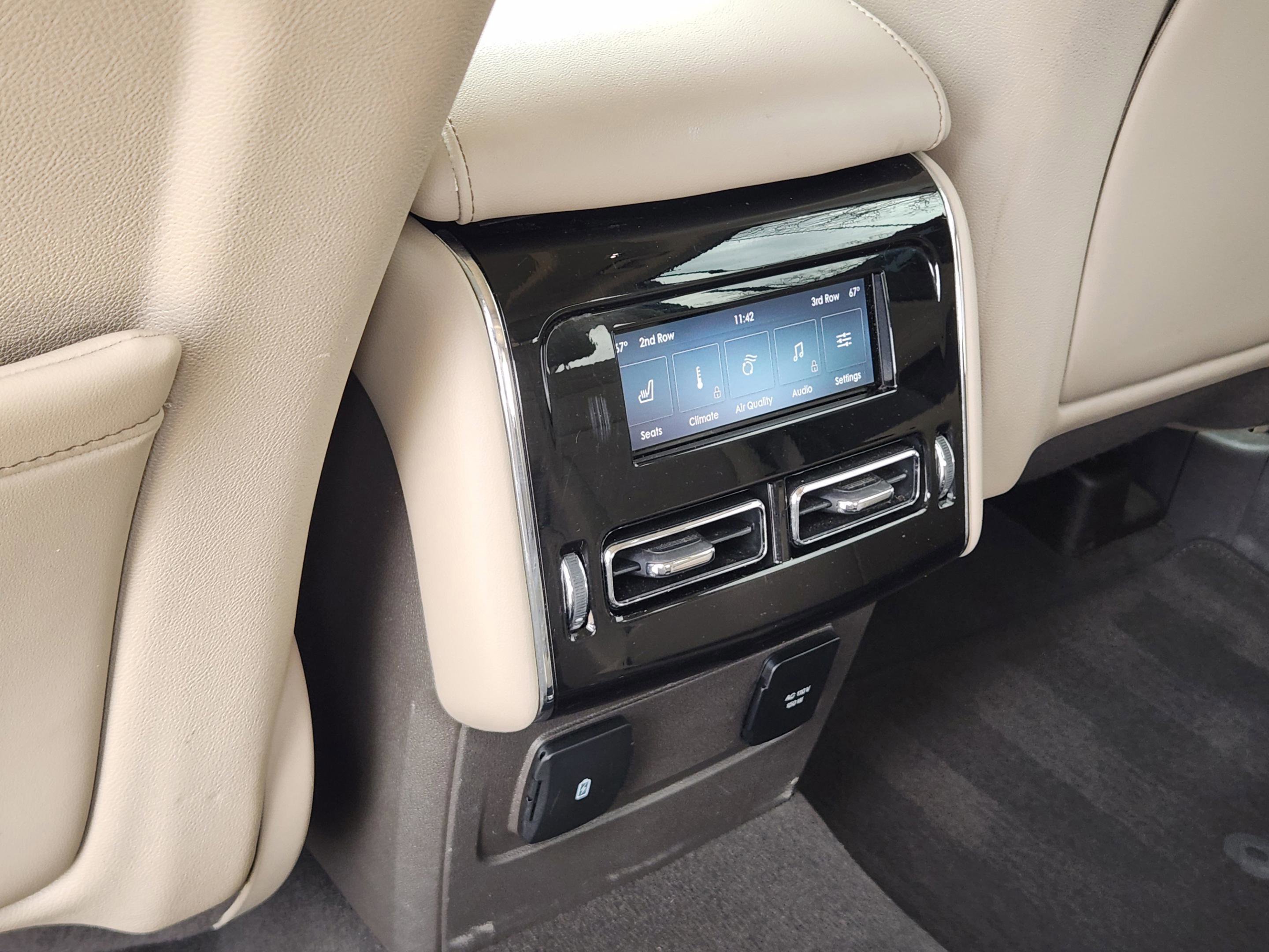 Used 2023 Lincoln Aviator Reserve w/ Equipment Group 201A image 31