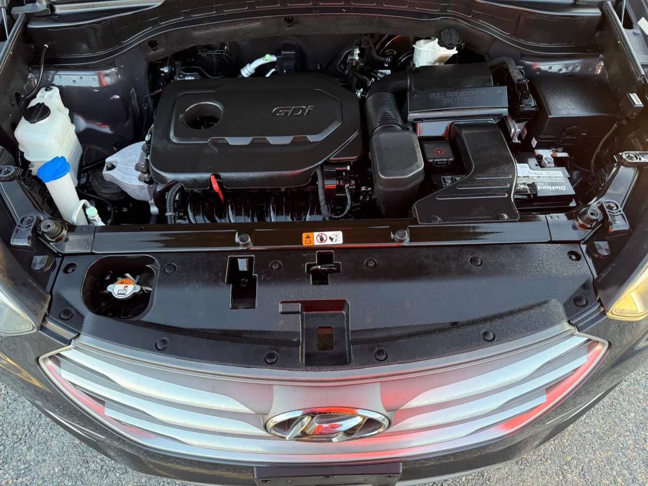 Used 2018 Hyundai Santa Fe Sport FWD image 9