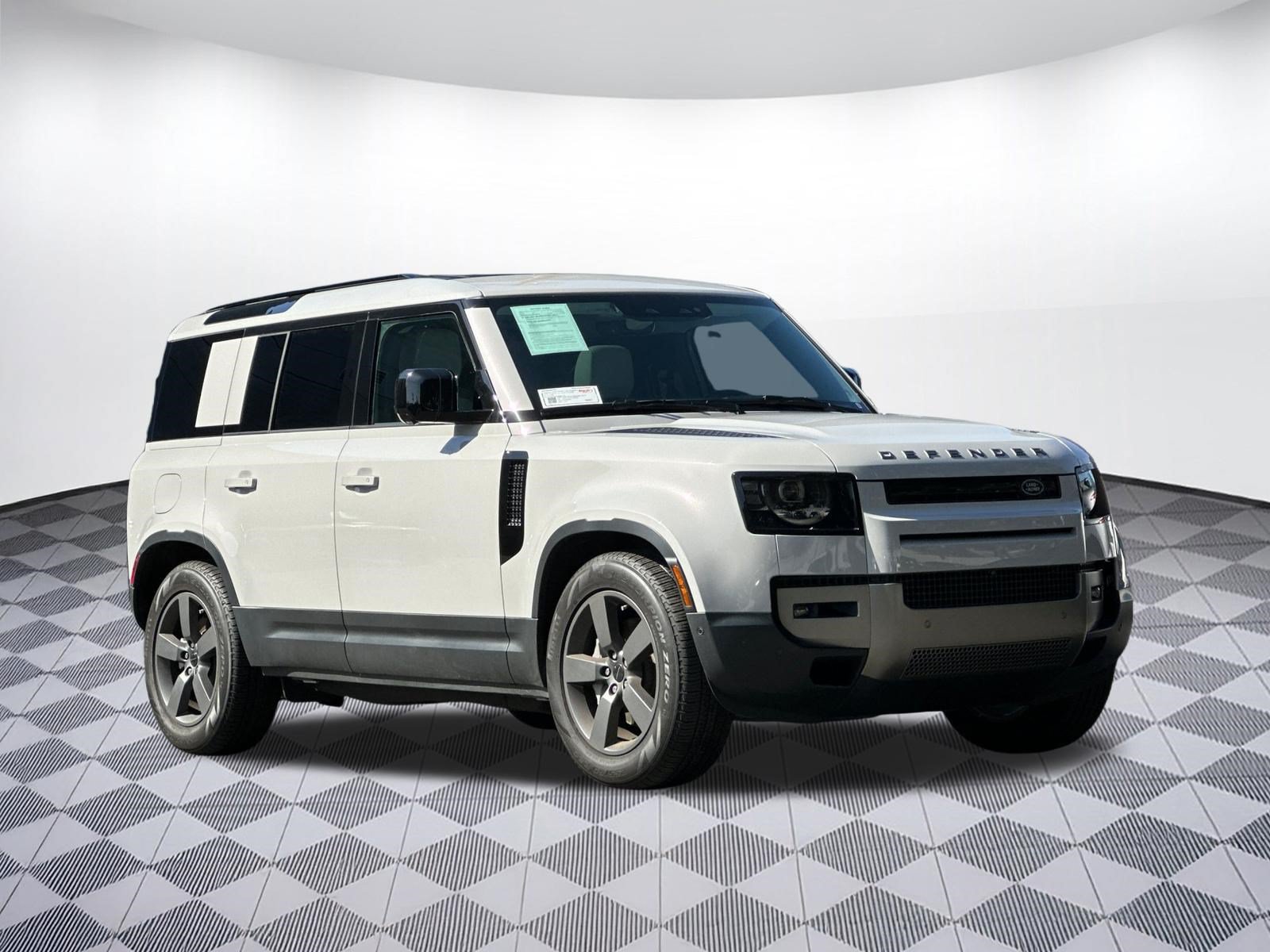 Certified 2026 Land Rover Defender 110 S AWD/4WD image 6