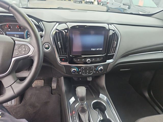 Used 2023 Chevrolet Traverse LT image 18