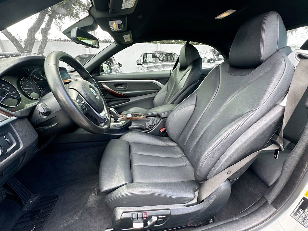 Used 2020 BMW 430i Convertible w/ M Sport Package RWD image 22