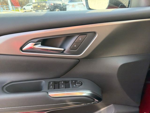 New 2026 Chevrolet Traverse LT w/ Midnight/Sport Edition FWD image 30