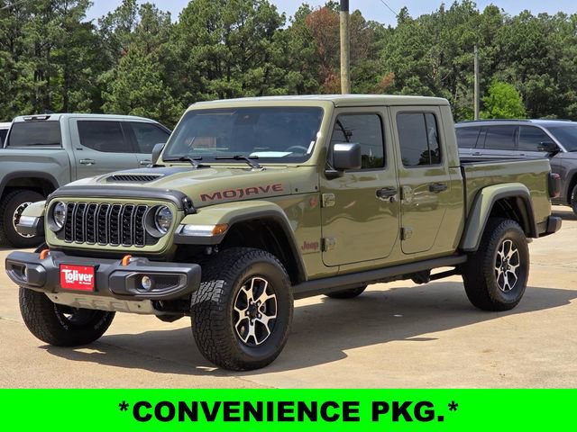 Used 2025 Jeep Gladiator Mojave w/ Convenience Group AWD/4WD image 4