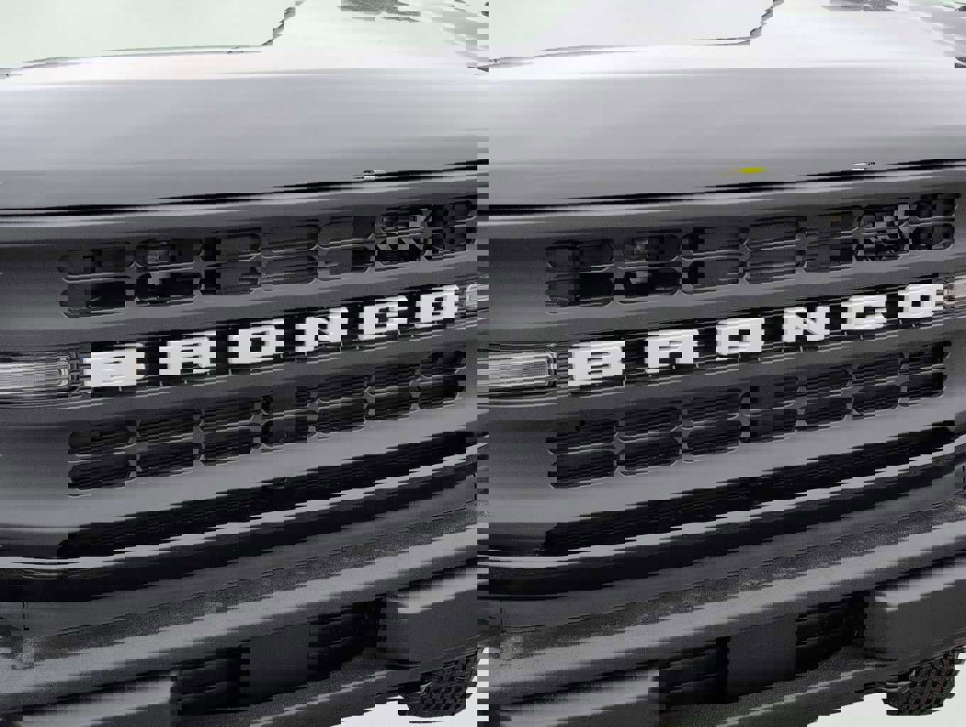 New 2025 Ford Bronco 4-Door image 16