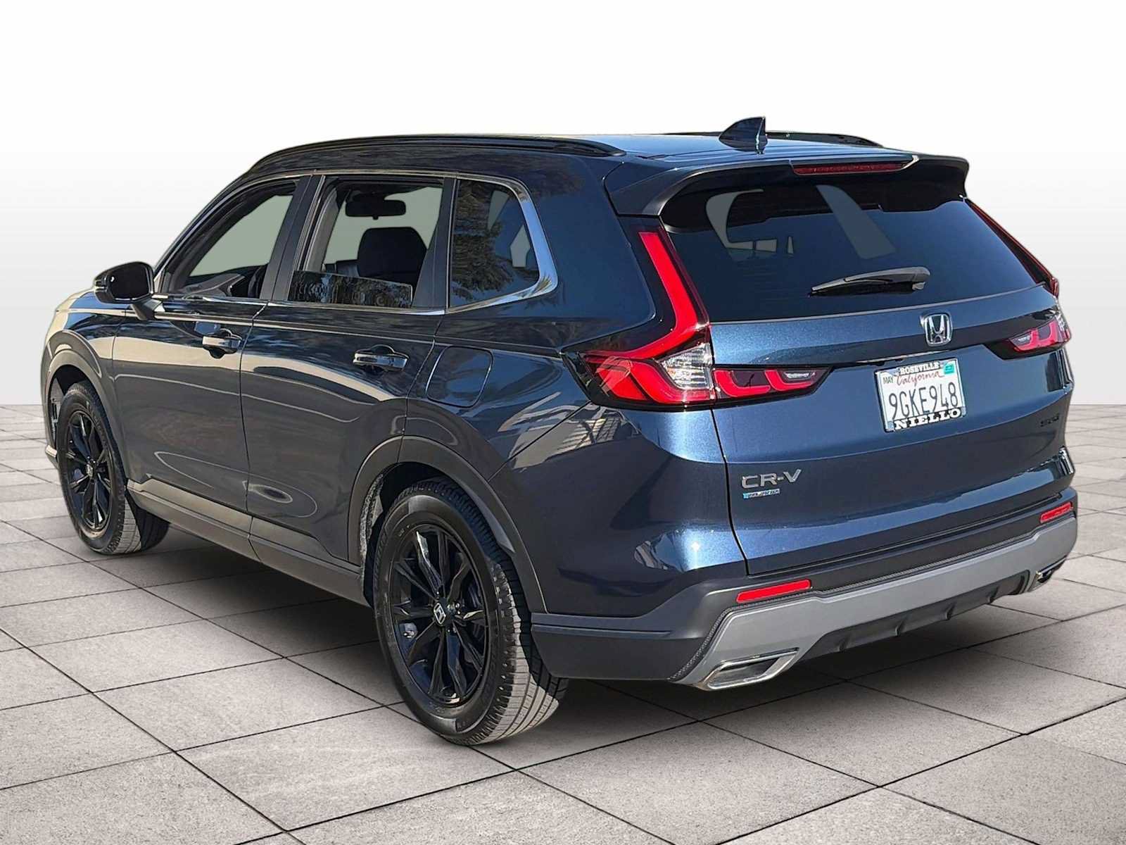 Used 2023 Honda CR-V Sport image 14