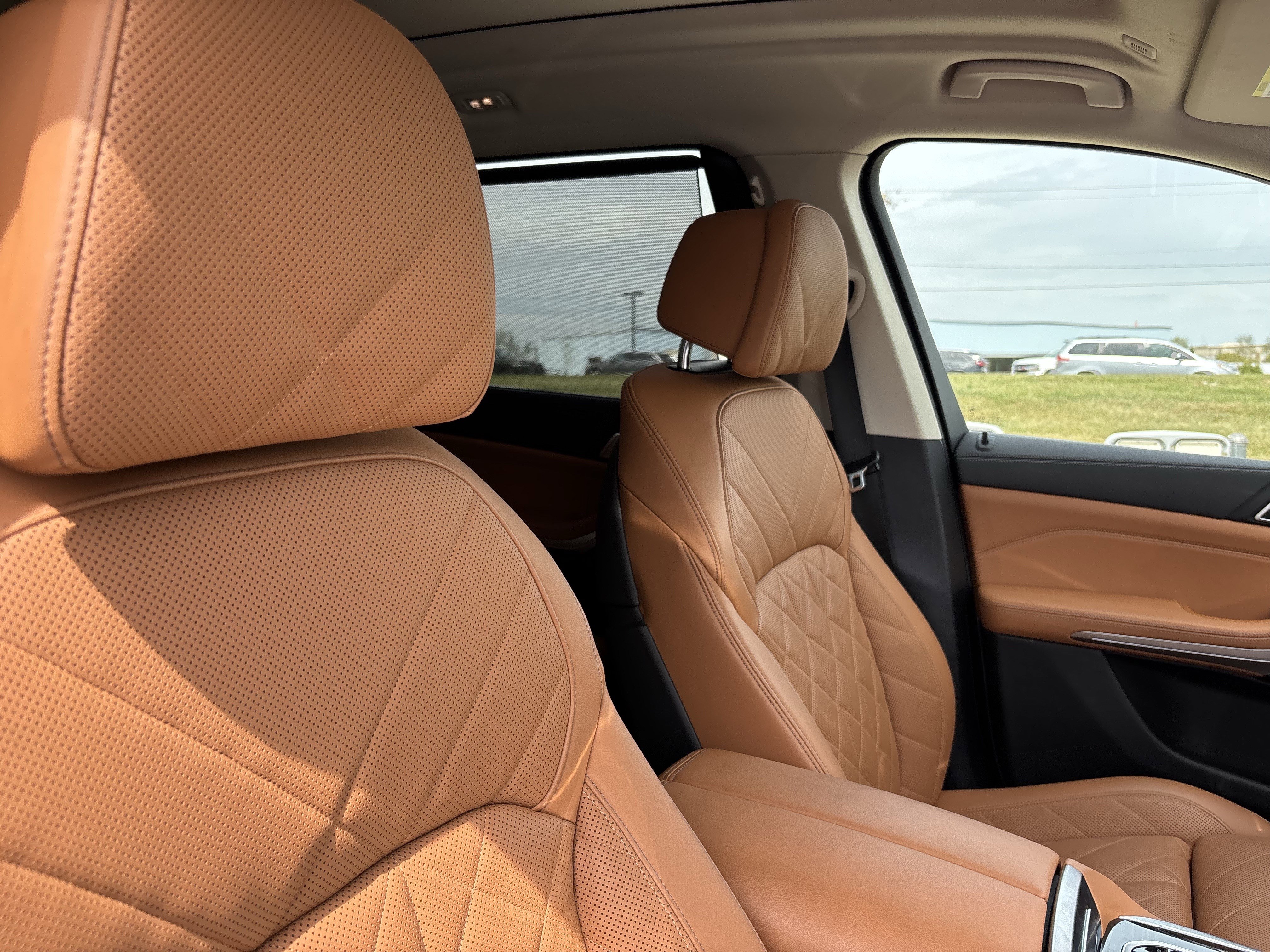 Certified 2024 BMW X7 xDrive40i w/ Premium Package image 35