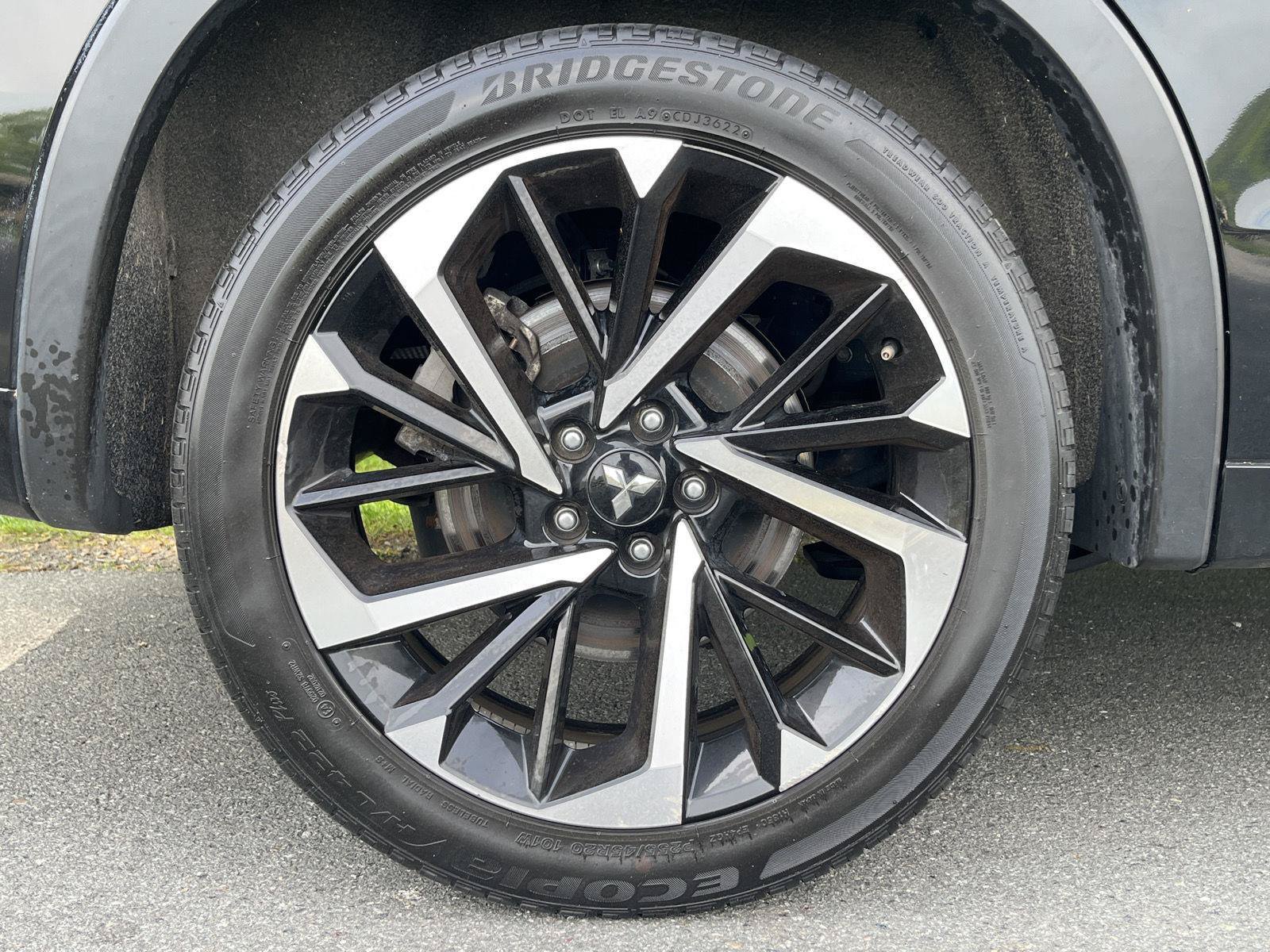 Used 2023 Mitsubishi Outlander SEL AWD/4WD image 34