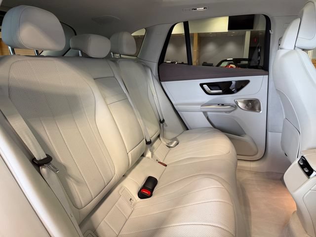 Used 2023 Mercedes-Benz EQE 350+ 4MATIC SUV w/ Exclusive Trim Package image 23