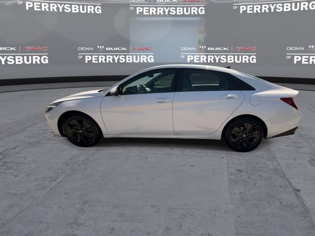 Used 2021 Hyundai Elantra SEL w/ Convenience Package FWD image 5