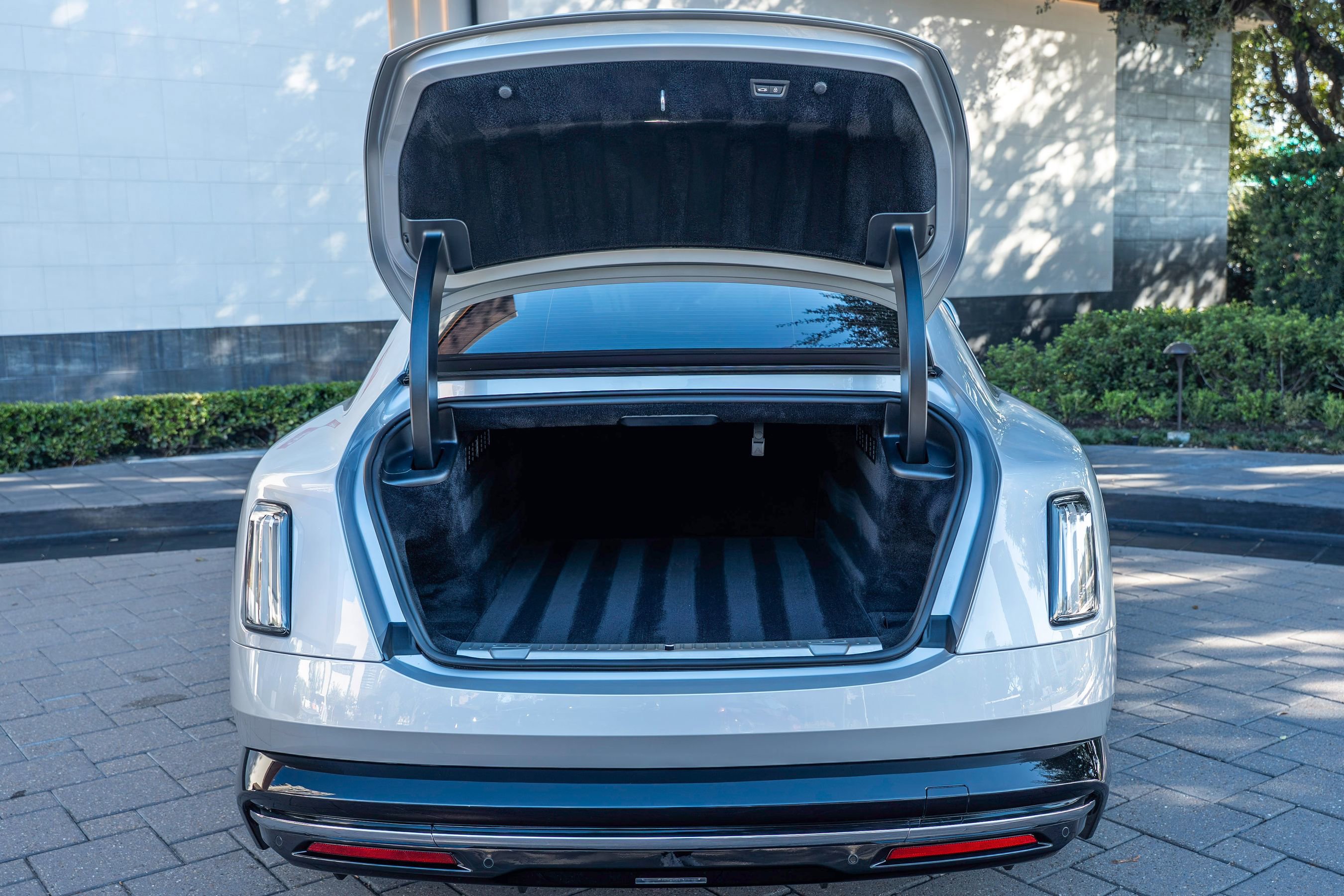 Used 2024 Rolls-Royce Spectre w/ Spectre Launch Package AWD/4WD image 47