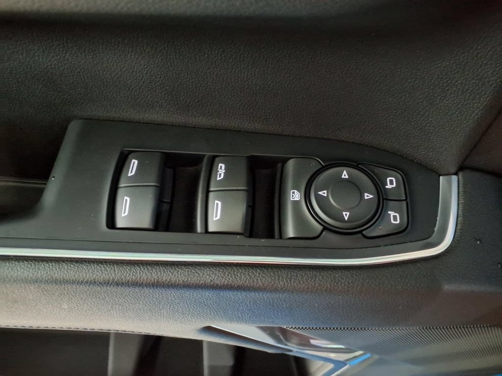 Used 2023 Chevrolet Silverado 1500 RST w/ Z71 Off-Road Package AWD/4WD image 19