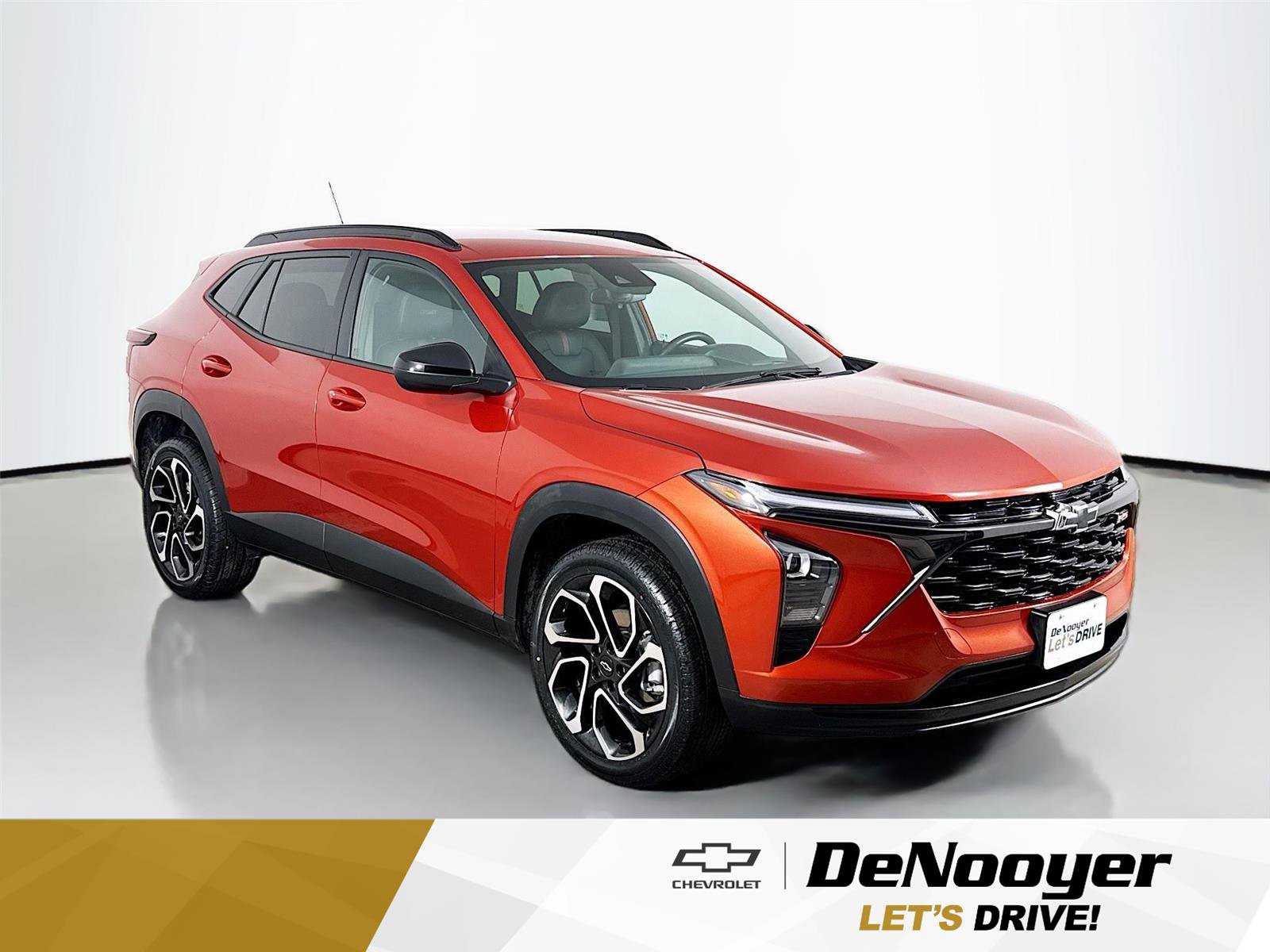 Used 2024 Chevrolet Trax RS w/ Driver Confidence Package image 1