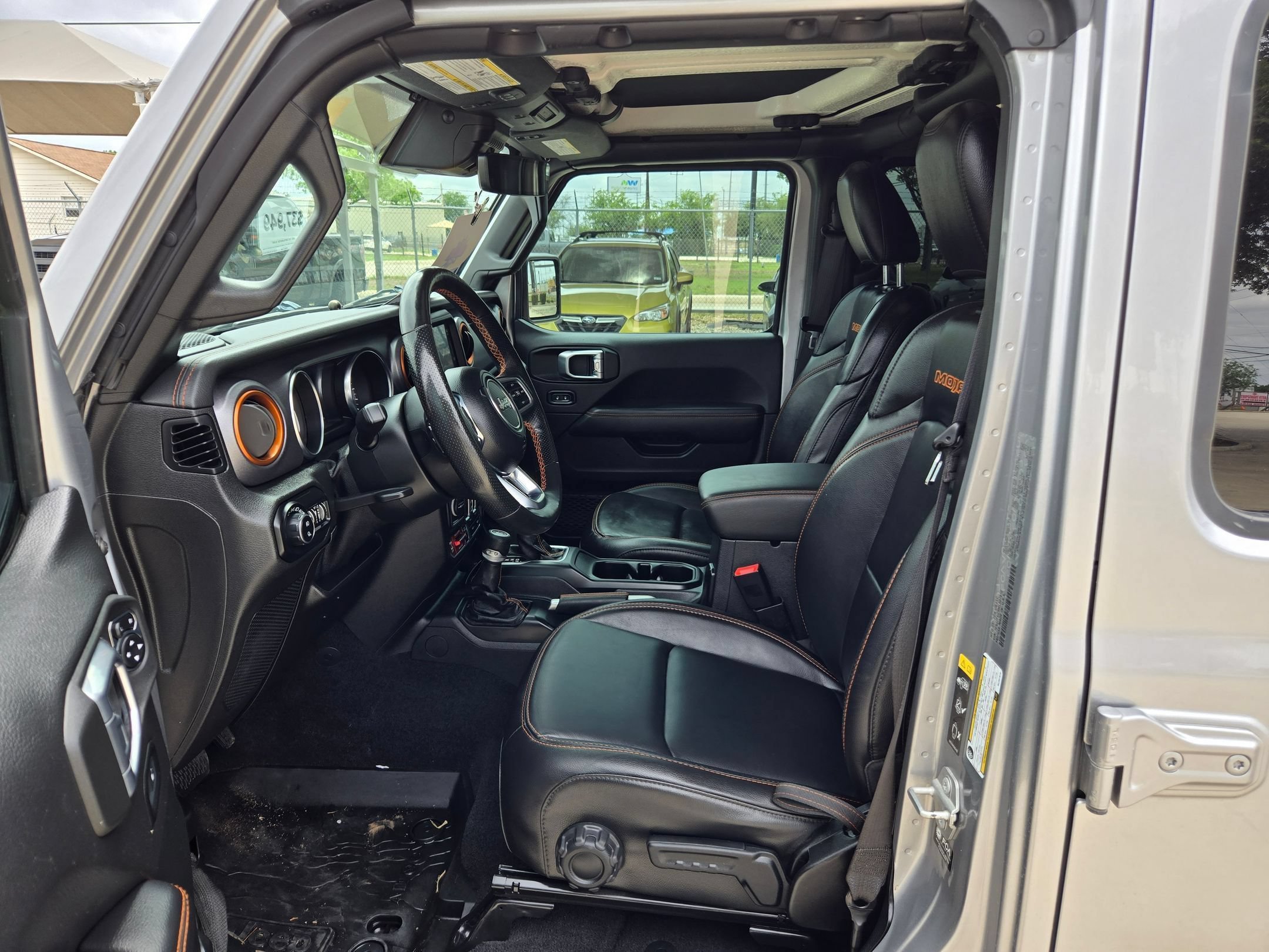 Used 2021 Jeep Gladiator Mojave AWD/4WD image 9