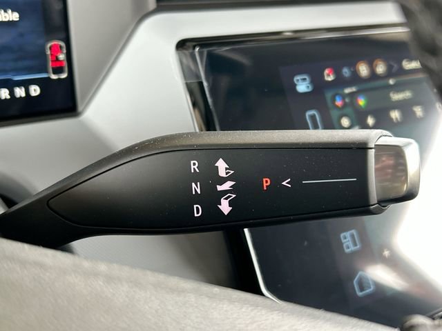 New 2027 Chevrolet Bolt LT w/ Comfort Package FWD image 16