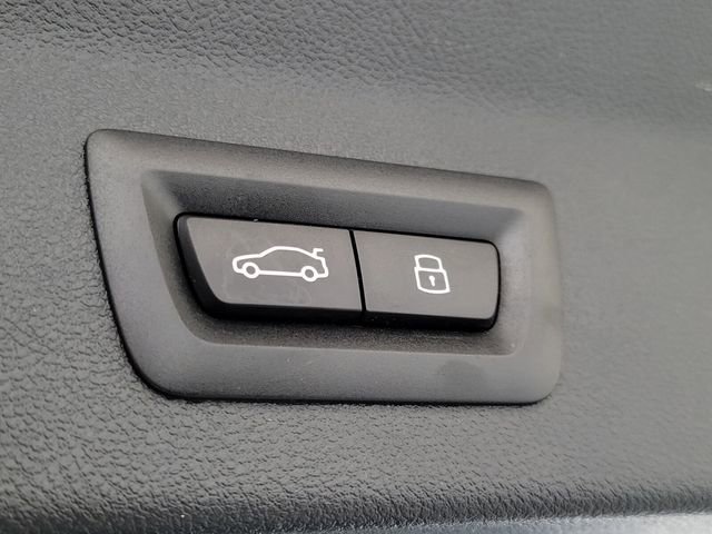 Used 2024 BMW X3 M40i w/ Parking Assistance Package image 19