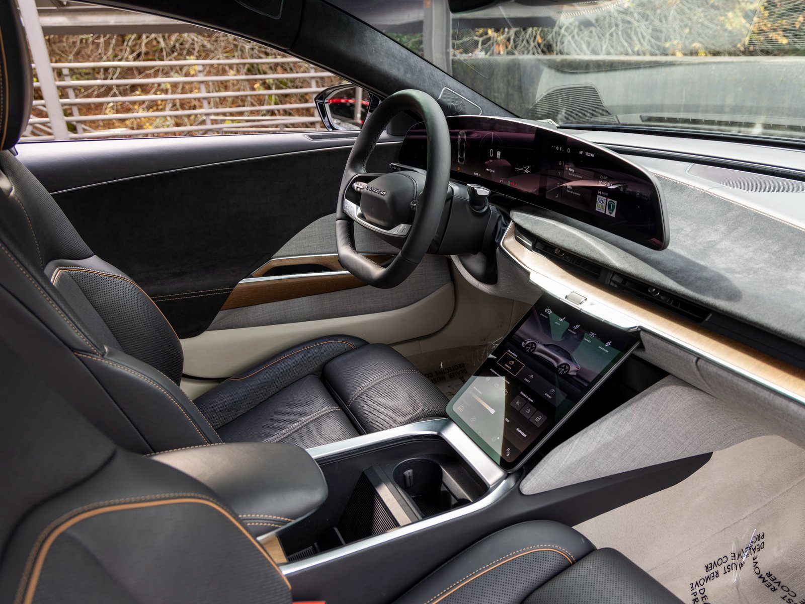 Used 2022 Lucid Air Grand Touring image 49