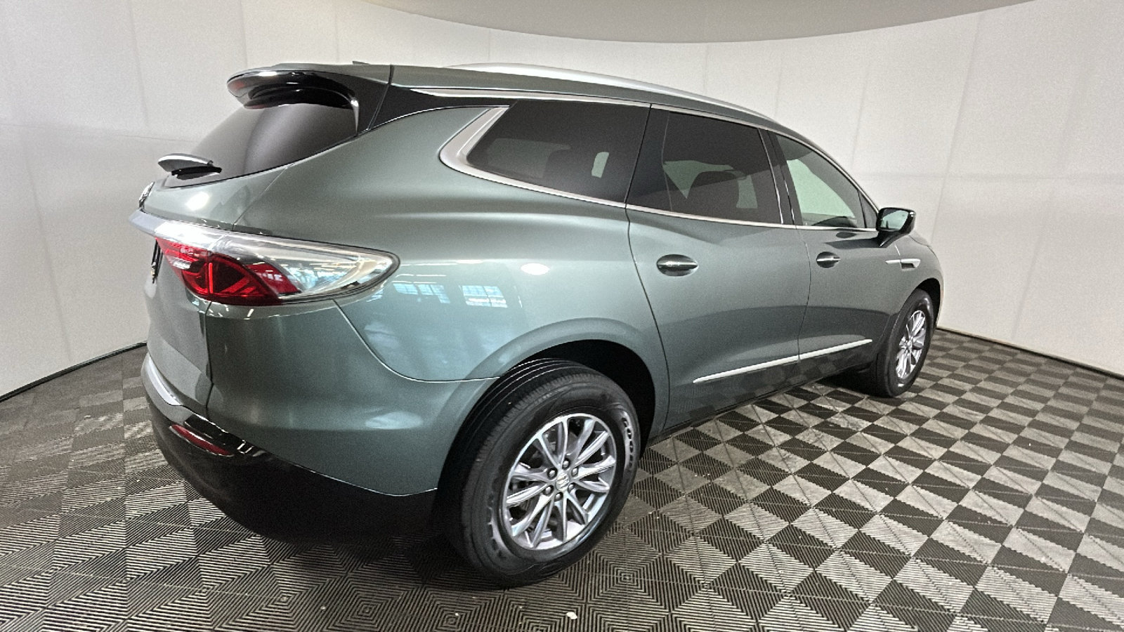 Used 2023 Buick Enclave Essence w/ LPO, Floor Liner Package FWD image 3