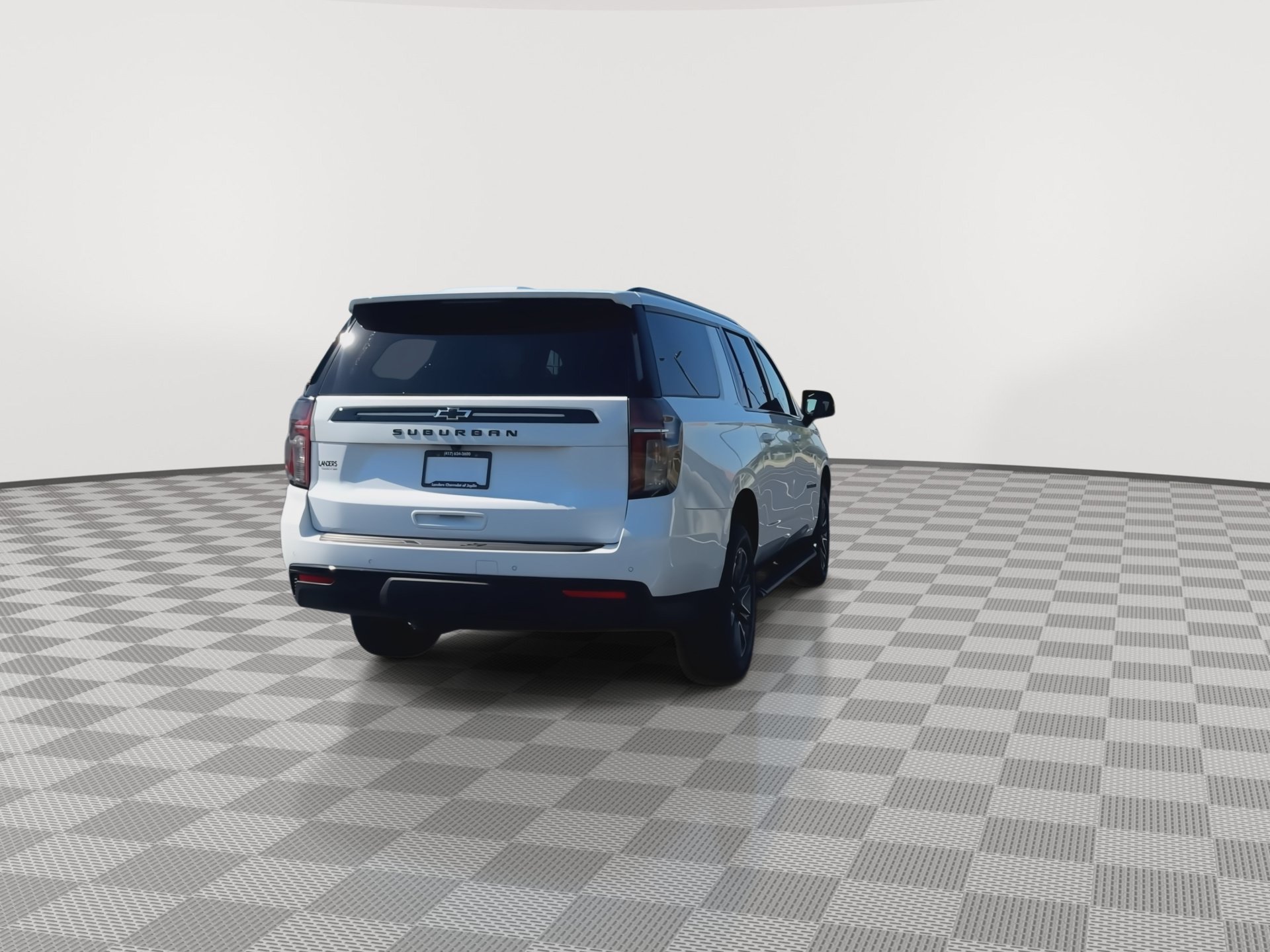 Certified 2023 Chevrolet Suburban Z71 w/ Luxury Package AWD/4WD image 8