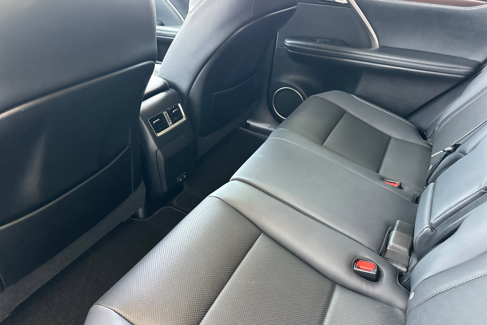 Used 2022 Lexus RX 350 AWD w/ Premium Package image 12