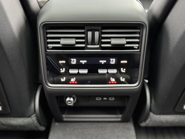 New 2026 Porsche Cayenne GTS image 33