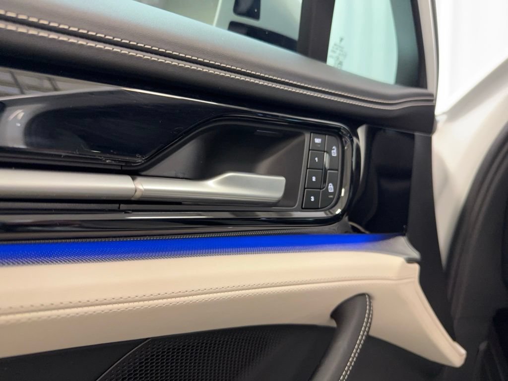 Certified 2026 Porsche Panamera 4 AWD/4WD image 16