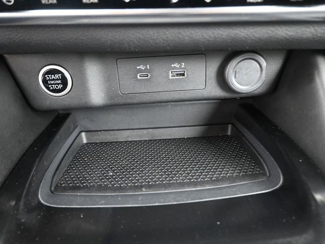 Used 2023 Nissan Rogue SL w/ SL Premium Package image 4