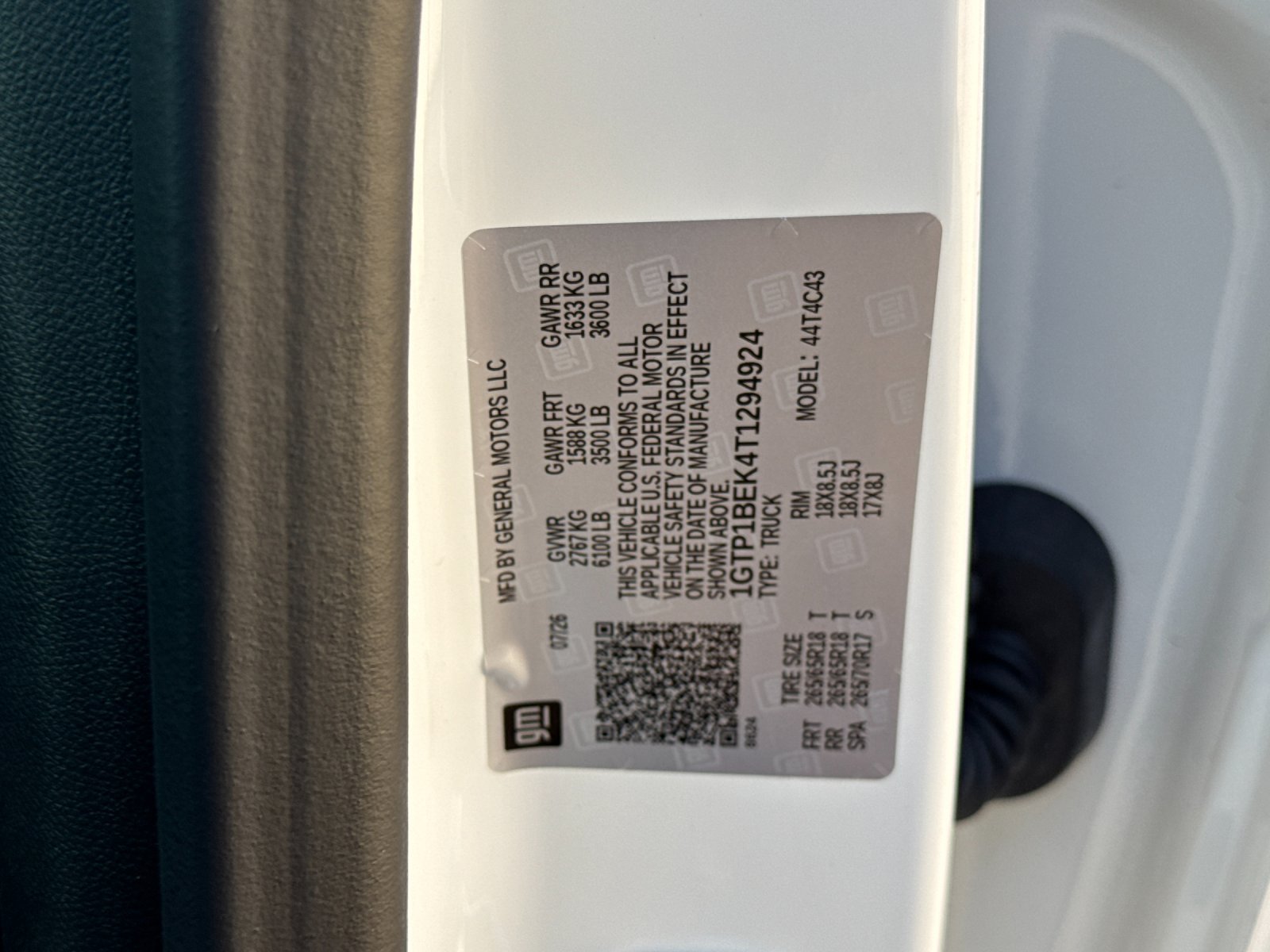 New 2026 GMC Canyon Elevation w/ Technology Package RWD image 25